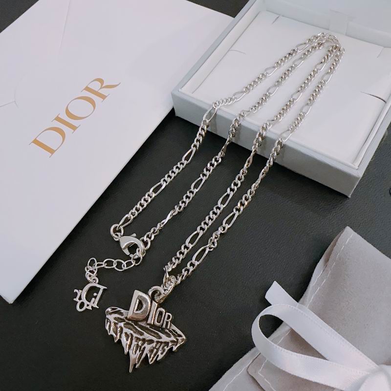 Dior Necklace 04lyr254 (2)